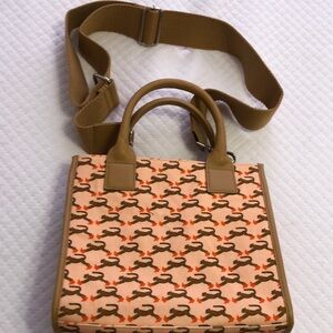NWOT Bouffant & Broken Hearts peach/pink cheetah print canvas tote